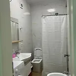 Condor Center Luxury 5 * 티라나