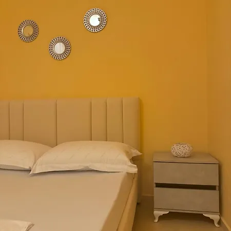 Condor Center Luxury Apartment 5 * Tirana
